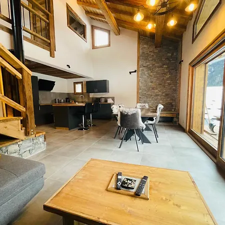 Montagne 6 Personnes 100 M2 Champagny En Vanoise Sud